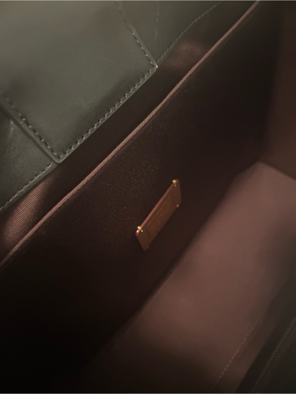 NWT！COACH Large Maggie Tote Bag In Signature Leather（COACH CY672） - Picture 4 of 5